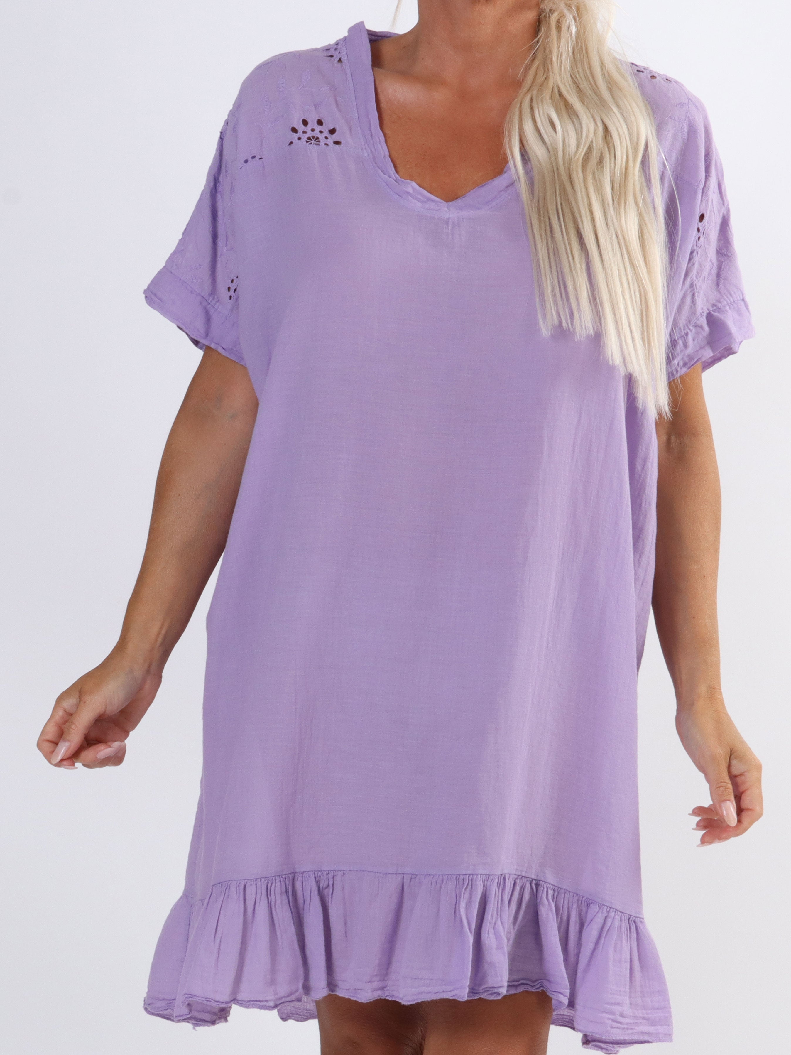 Bine - Simpel plus size kjole med broderie anglaise